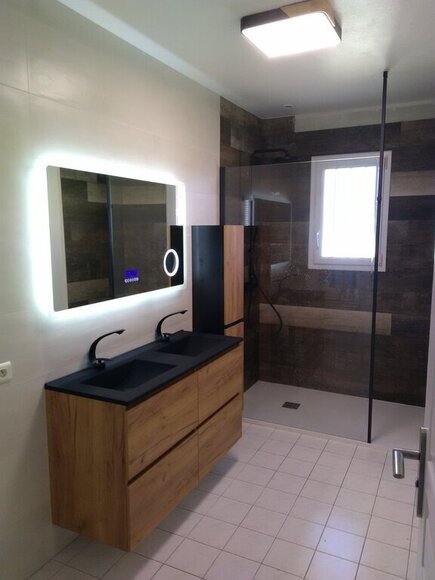 Salle de bain modernisée